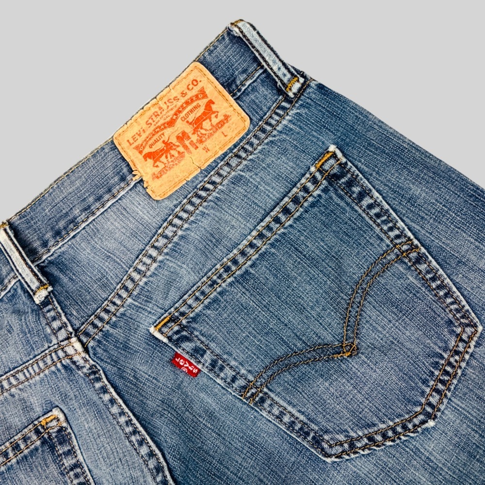 Levis 514 Jeans Mens Sz 32X32 Blue Faded Medium Wash Western Straight Leg Cotton